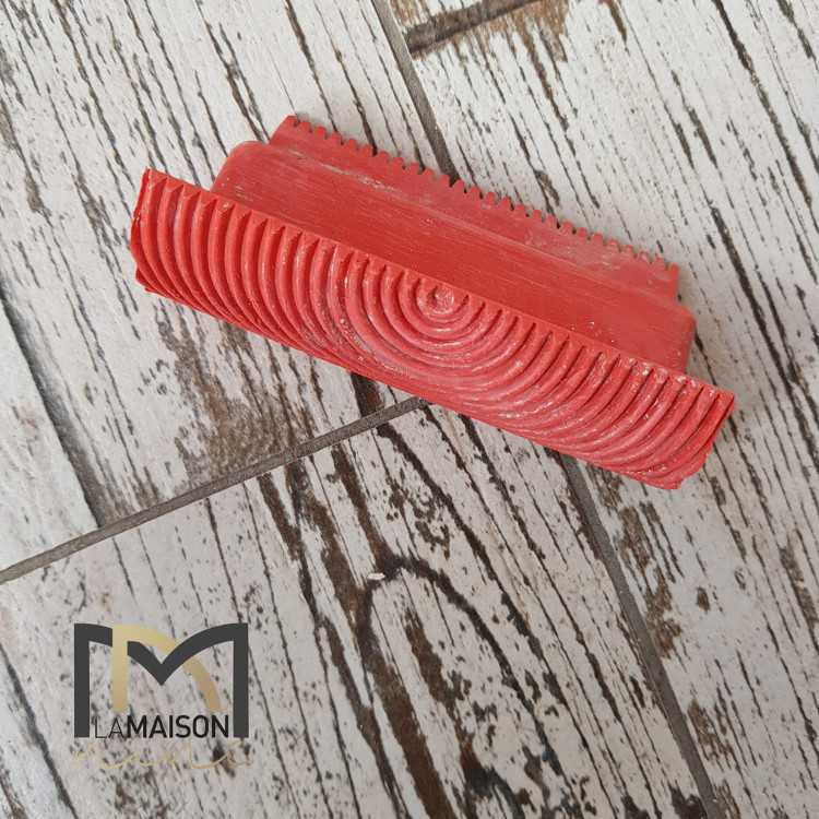 venalegno in gomma sintetica colore rosso utile per realizzare l'effetto del finto legno