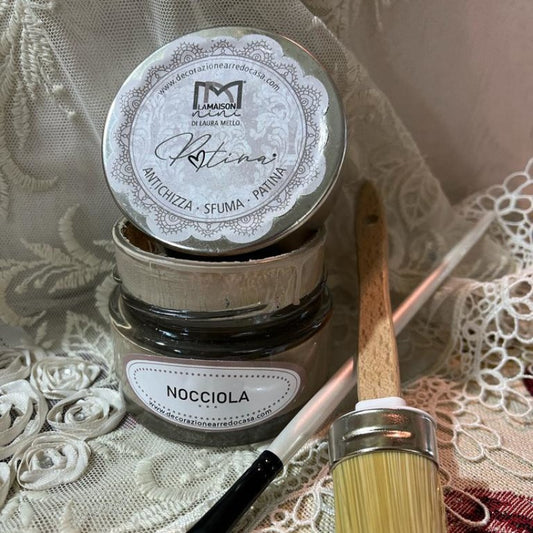 Patina Anticante Colore Nocciola